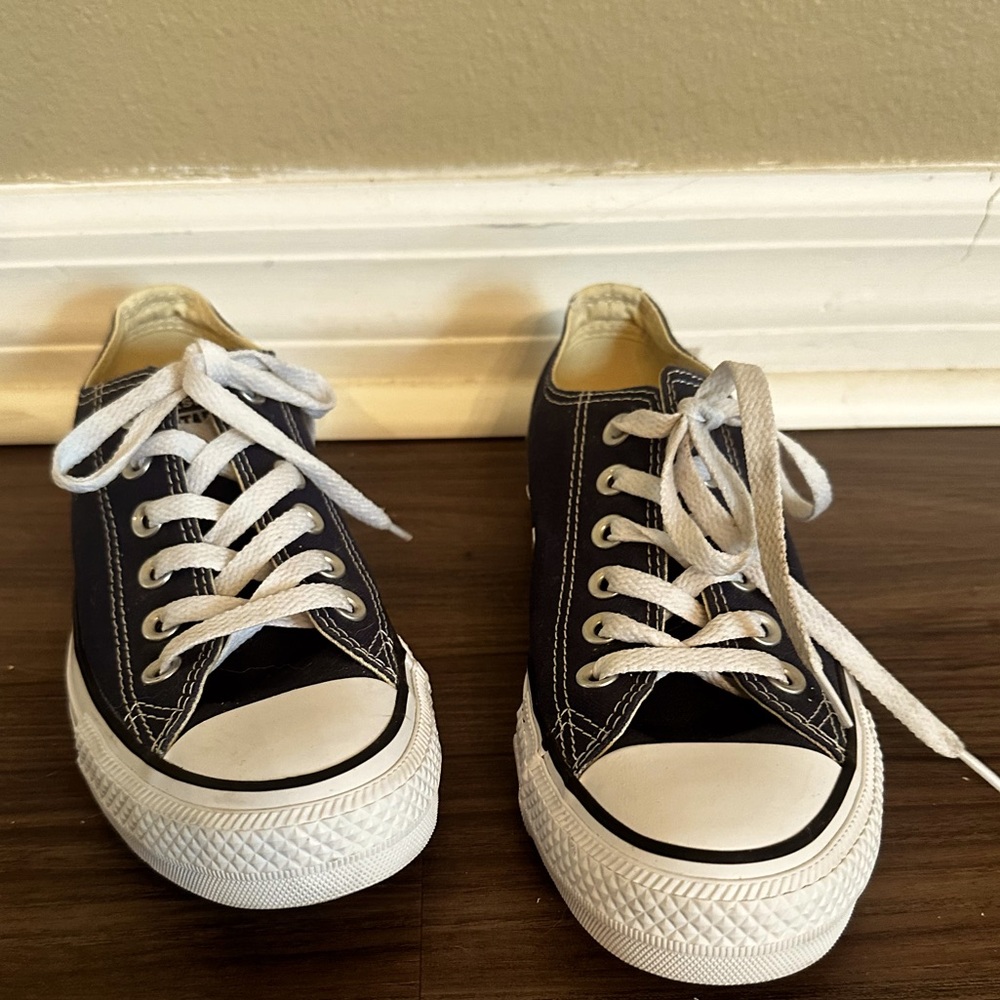 Women’s Converse